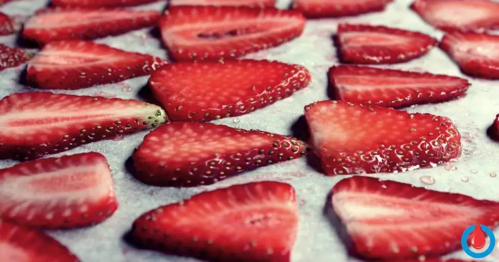 How to Make Homemade Strawberry Chips to Lose Weight and Prevent Type 2 Diabetes